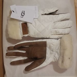 NEW White/Brown Fur-Lined UGG Gloves, Water Resistant (S)